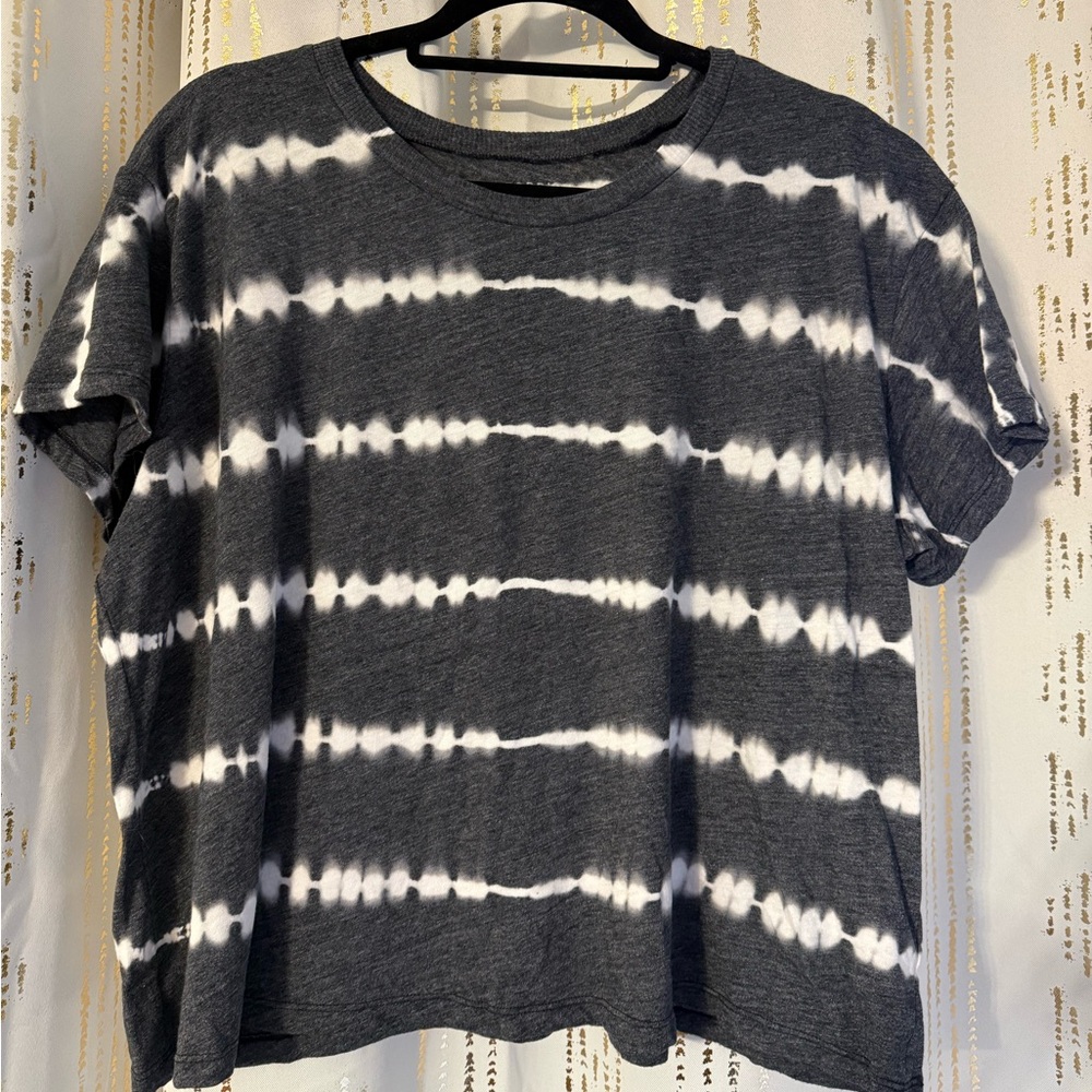 Gray Tie-Dye Boxy Crop Top